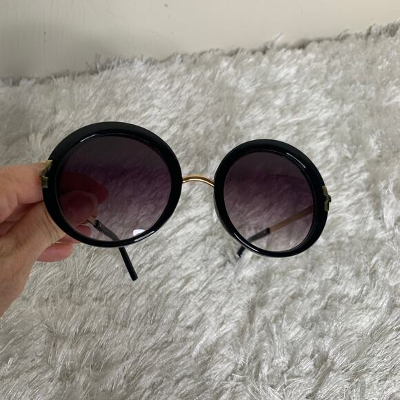 Fashion Round Black Gold Sunglasses OSFM - Picture 2 of 6